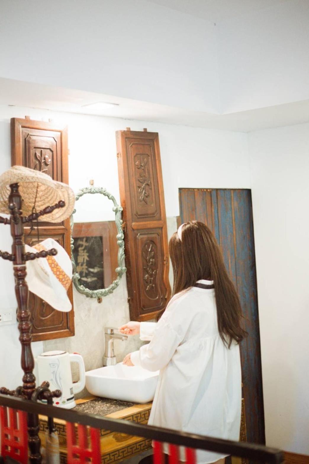The Antique Riverside Resort Ban Pong  Ngoại thất bức ảnh