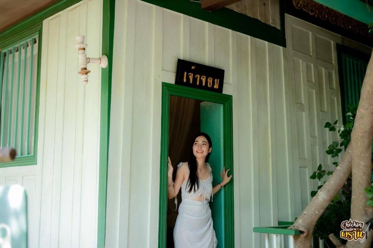 The Antique Riverside Resort Ban Pong  Ngoại thất bức ảnh